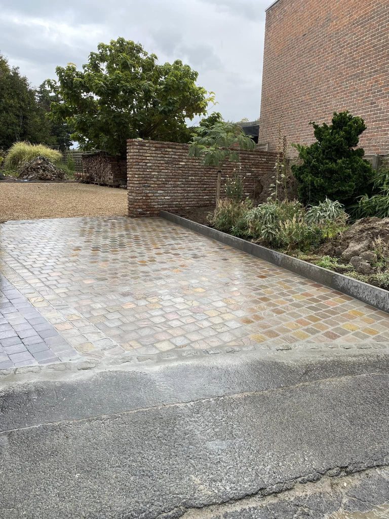 308738018_179289444663413_5473056210331704806_n